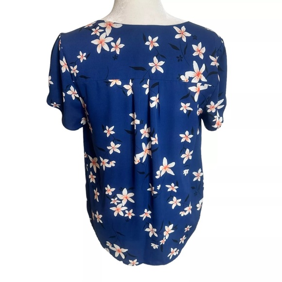 Anthropologie 41 Hawthorn Floral Cap Sleeve Blouse
Color - Blue Pink size S - Picture 2 of 7